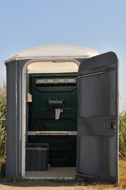 Best Portable toilet rental cost  in Arkansas City, KS